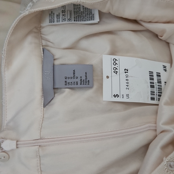 𝅺H&M Lace Midi Skirt - Picture 5 of 5